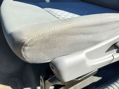 Used 2005 Jeep Liberty Sport image 16