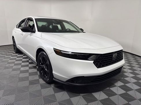 New 2025 Honda Accord SE image 10