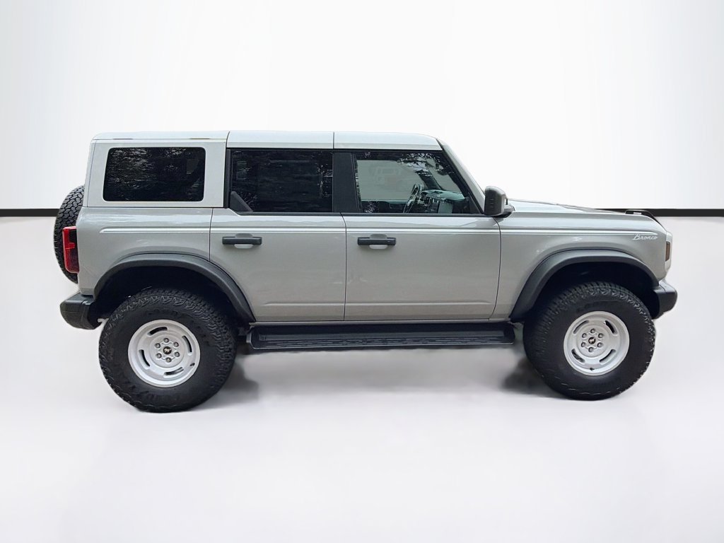 New 2026 Ford Bronco Heritage Edition AWD/4WD image 4