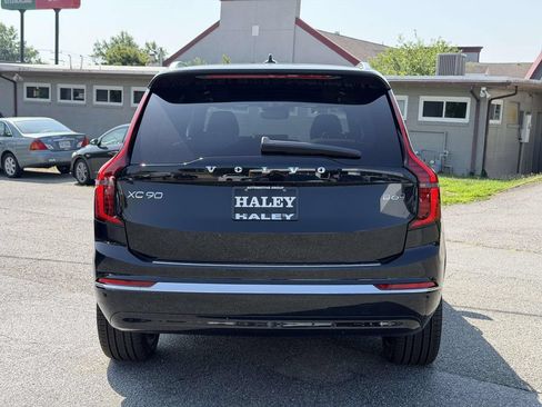 New 2026 Volvo XC90 B6 Plus w/ Protection Package Premier AWD/4WD image 20