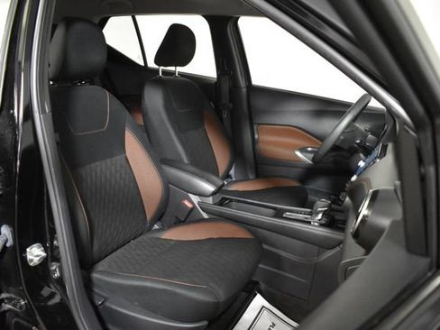 Certified 2024 Nissan Kicks SR FWD image 30