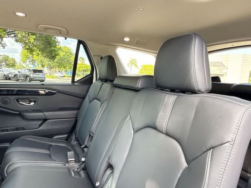 Used 2025 Honda Pilot EX-L image 22