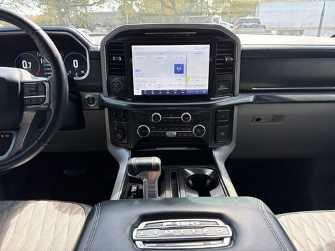 Used 2022 Ford F150 Limited image 20
