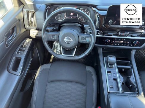 Certified 2024 Nissan Pathfinder SV image 16