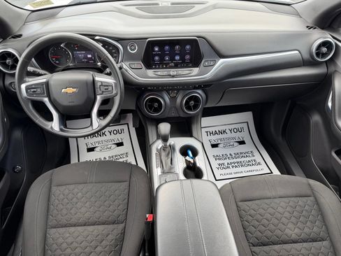 Used 2021 Chevrolet Blazer LT FWD image 16