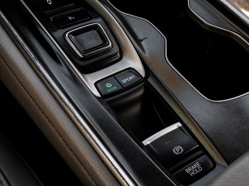 Used 2018 Honda Accord Touring image 40