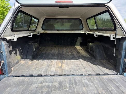 Used 2006 Chevrolet Silverado 2500 LT w/ Skid Plate Package AWD/4WD image 11
