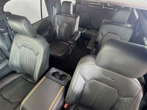 Used 2024 Ford Expedition Max Platinum image 14
