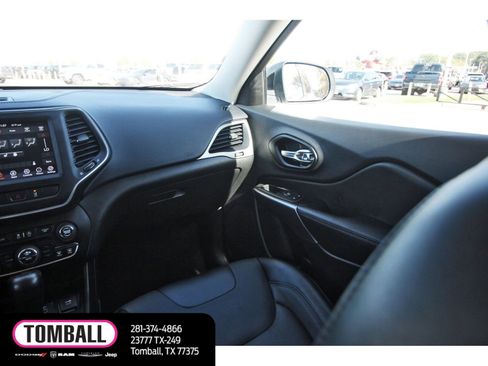 Used 2022 Jeep Cherokee Latitude Lux w/ Sun & Sound Group image 12