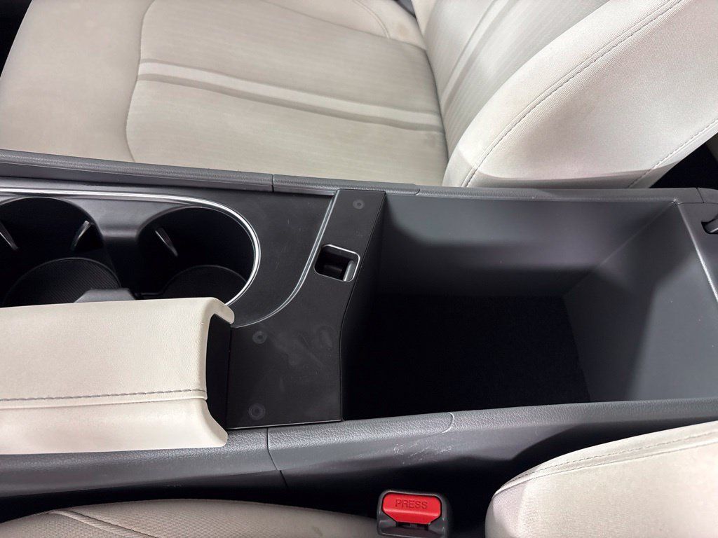 Used 2025 Hyundai Sonata SEL FWD image 39