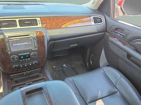 Used 2013 GMC Sierra 1500 Denali AWD/4WD image 14