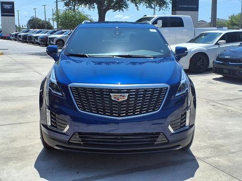 New 2026 Cadillac XT5 Luxury AWD/4WD image 6