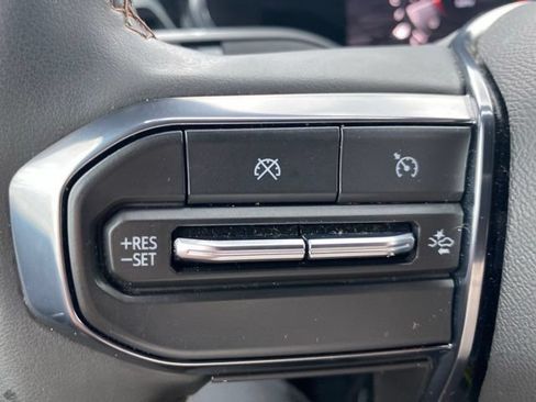 Used 2023 GMC Canyon AT4 w/ Canyon Safety Plus Package AWD/4WD image 22