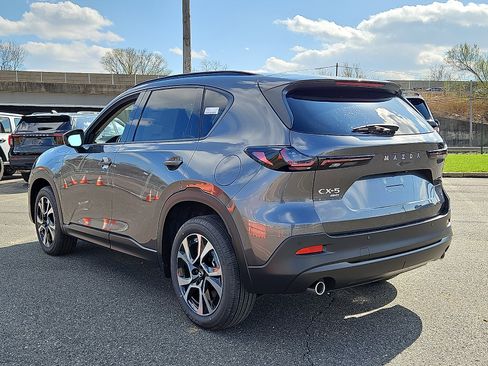 New 2026 MAZDA CX-5 Preferred image 4