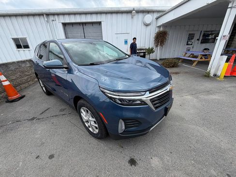 Used 2024 Chevrolet Equinox LT AWD/4WD image 8