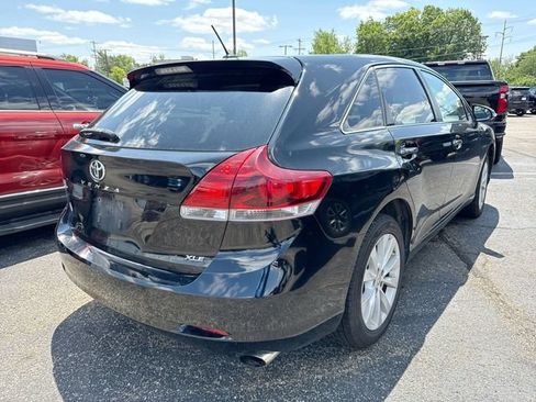 Used 2014 Toyota Venza XLE w/ XLE Premium Package FWD image 3