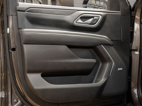 Used 2021 GMC Yukon AT4 w/ Rear Media and Nav Package image 17