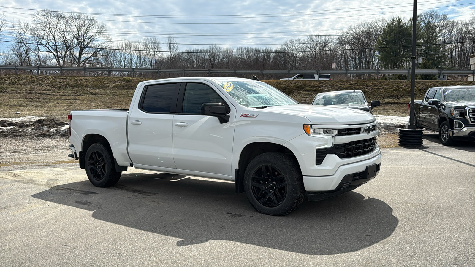 Certified 2022 Chevrolet Silverado 1500 RST AWD/4WD image 2