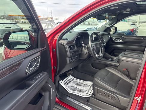 Used 2023 Chevrolet Tahoe Z71 w/ Off-Road Capability Package image 16