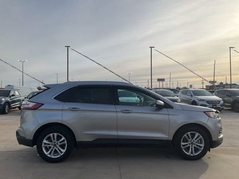 Used 2020 Ford Edge SEL image 37