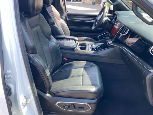 Used 2022 Jeep Wagoneer Series I w/ Convenience Group I AWD/4WD image 26