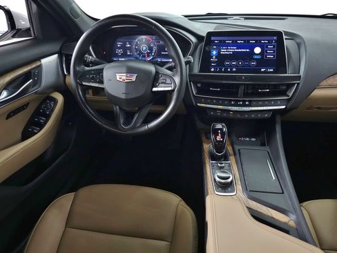 Used 2023 Cadillac CT5 Luxury AWD/4WD image 17