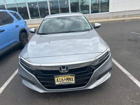 Used 2018 Honda Accord LX image 10