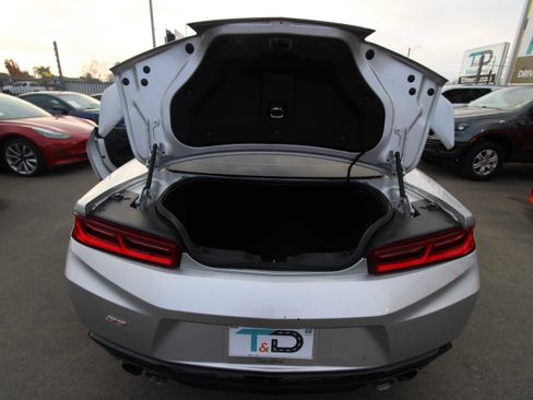 Used 2016 Chevrolet Camaro SS image 27