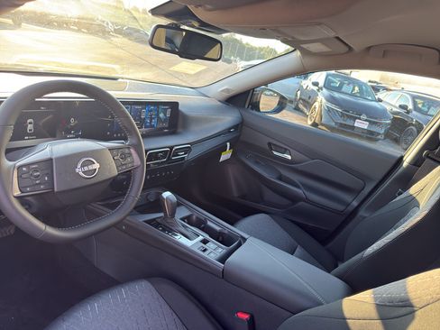 New 2026 Nissan Sentra SV w/ SV Convenience Package FWD image 24