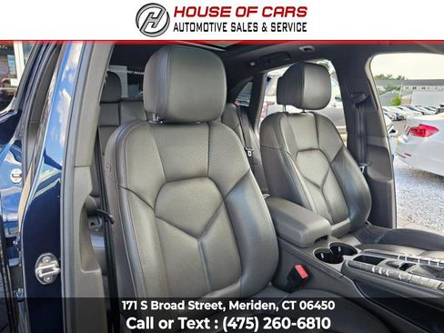 Used 2018 Porsche Macan image 50