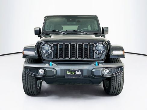 Used 2024 Jeep Wrangler Sport S w/ Convenience Group image 2