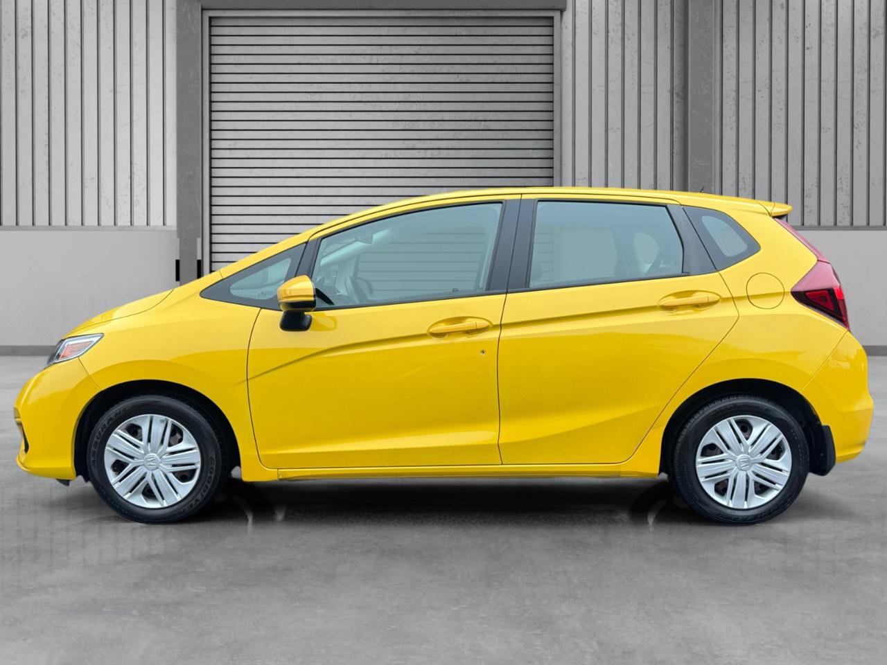 Used 2018 Honda Fit LX image 2