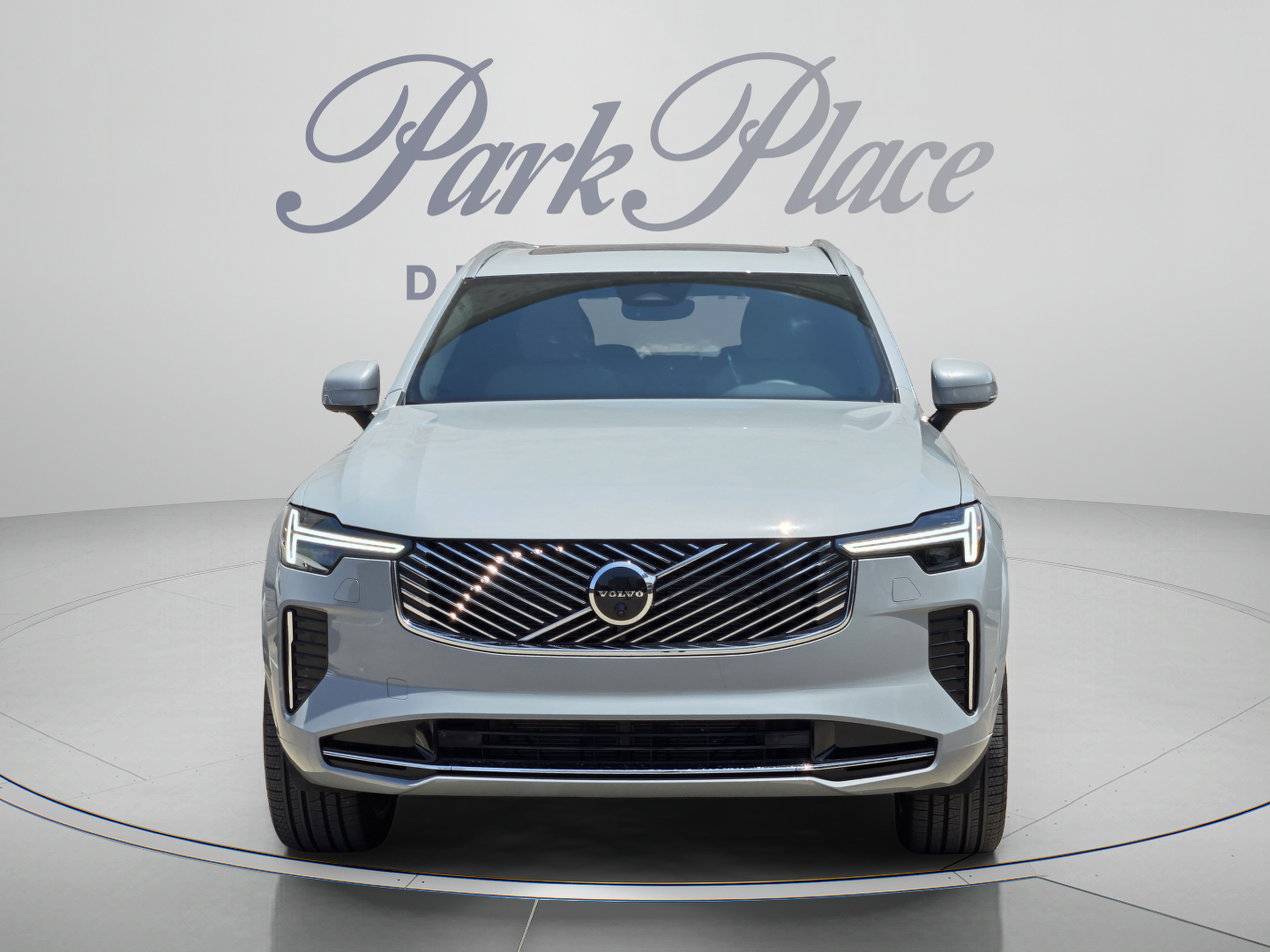 Used 2026 Volvo XC90 B6 Plus w/ Protection Package Premier AWD/4WD image 9