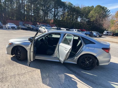 Used 2025 Honda Civic Sport image 18