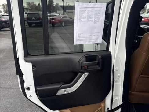 Used 2012 Jeep Wrangler Unlimited Sahara w/ Dual Top Group image 11