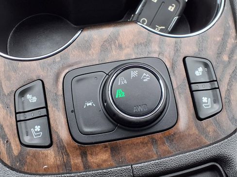 Used 2020 GMC Acadia Denali image 14