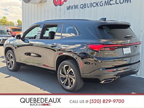 Used 2025 Buick Enclave Sport Touring w/ Super Cruise Package FWD image 6