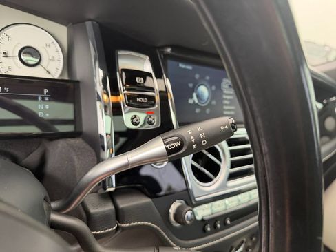 Used 2011 Rolls-Royce Ghost RWD image 27