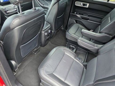 Used 2020 Ford Explorer Limited image 14