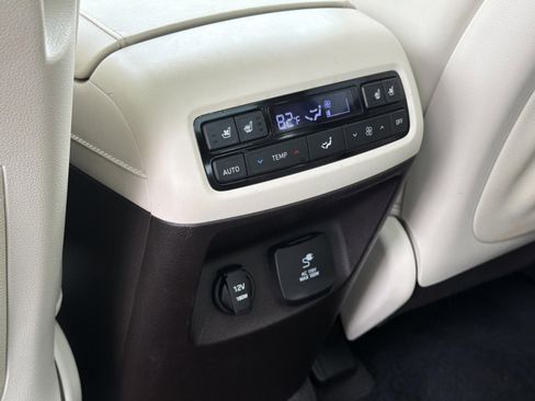 Used 2020 Hyundai Palisade Limited image 28