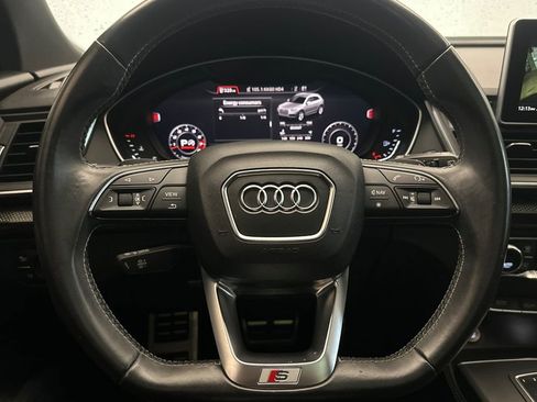 Used 2018 Audi SQ5 Premium Plus w/ Navigation Package image 24