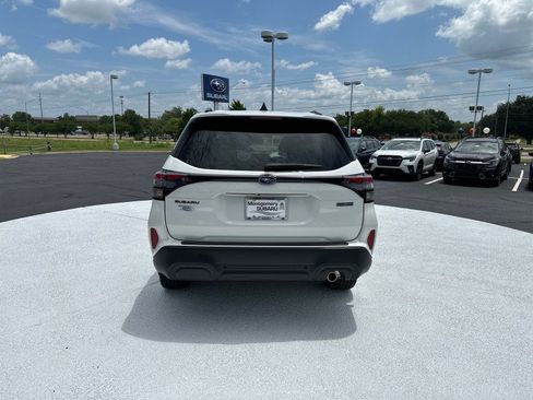 Used 2026 Subaru Forester Touring w/ Touring Hybrid Package AWD/4WD image 6