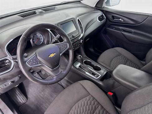 Used 2018 Chevrolet Equinox LT FWD image 11