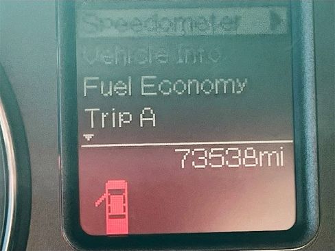 Used 2021 RAM 1500 Tradesman w/ Chrome Appearance Group image 12