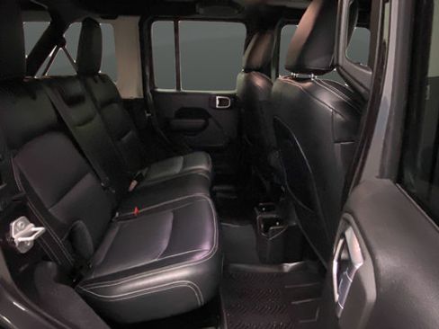 Used 2022 Jeep Wrangler Unlimited Sport w/ Sun And Sound Package AWD/4WD image 24