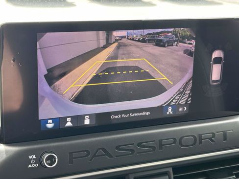 Used 2026 Honda Passport RTL image 18