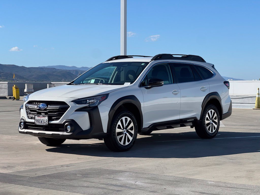 Used 2024 Subaru Outback Premium AWD/4WD image 7