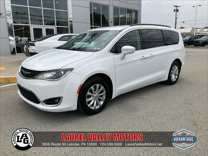 Used 2019 Chrysler Pacifica Touring Plus w/ Advanced Safetytec Group