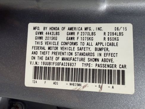 Used 2015 Acura TLX w/ Technology Package image 31