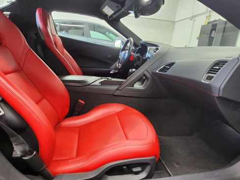 Used 2019 Chevrolet Corvette Z06 RWD image 23